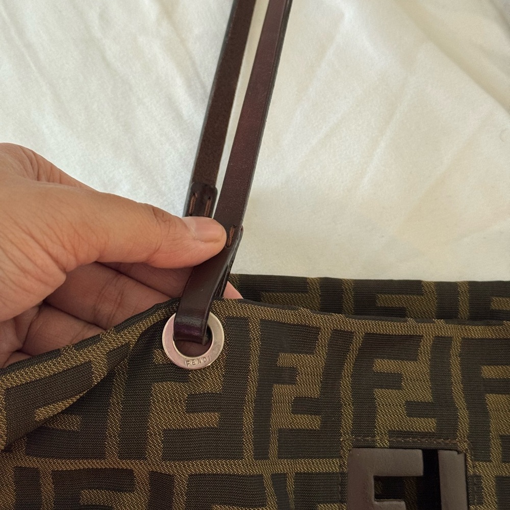 Fendi Zucca FF logo shoulder bag - Picture 14 of 15